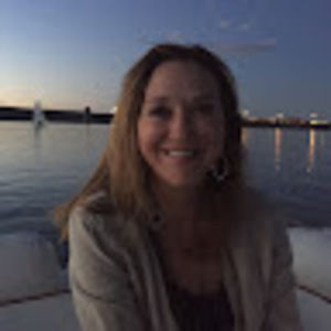 Meet your Posher, Claudia